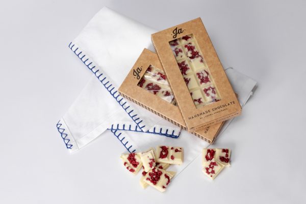 Tableta de chocolate blanco 35% con frambuesa - Imagen 2